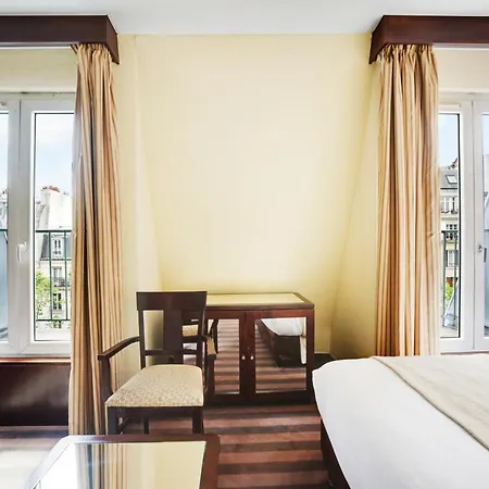 Grand Francais 3* Paryż
