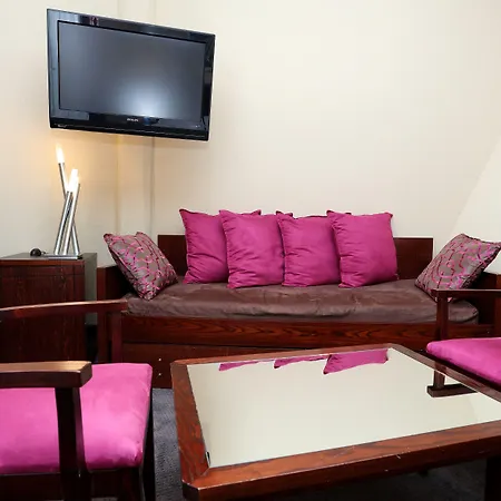 Grand Francais מלון