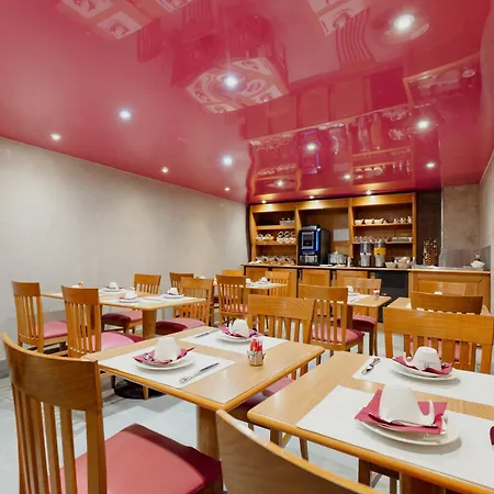 Grand Francais Szálloda 3*