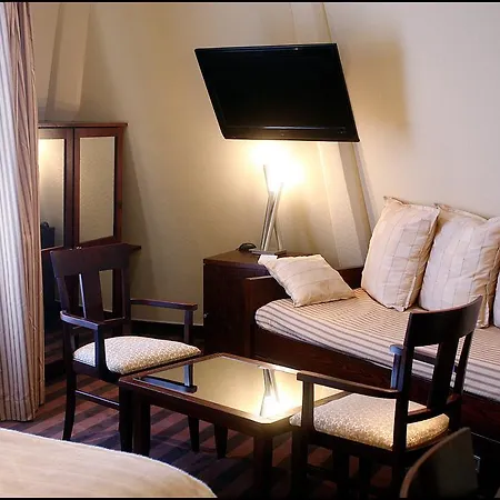 Hotel Grand Francais Paris